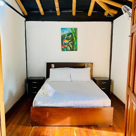 Hotel West California Puerto Espejo Екстериор снимка