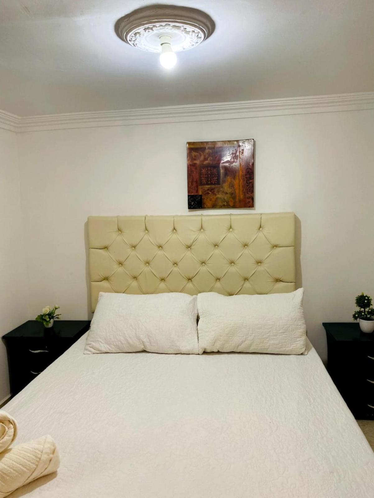 Hotel West California Puerto Espejo Екстериор снимка