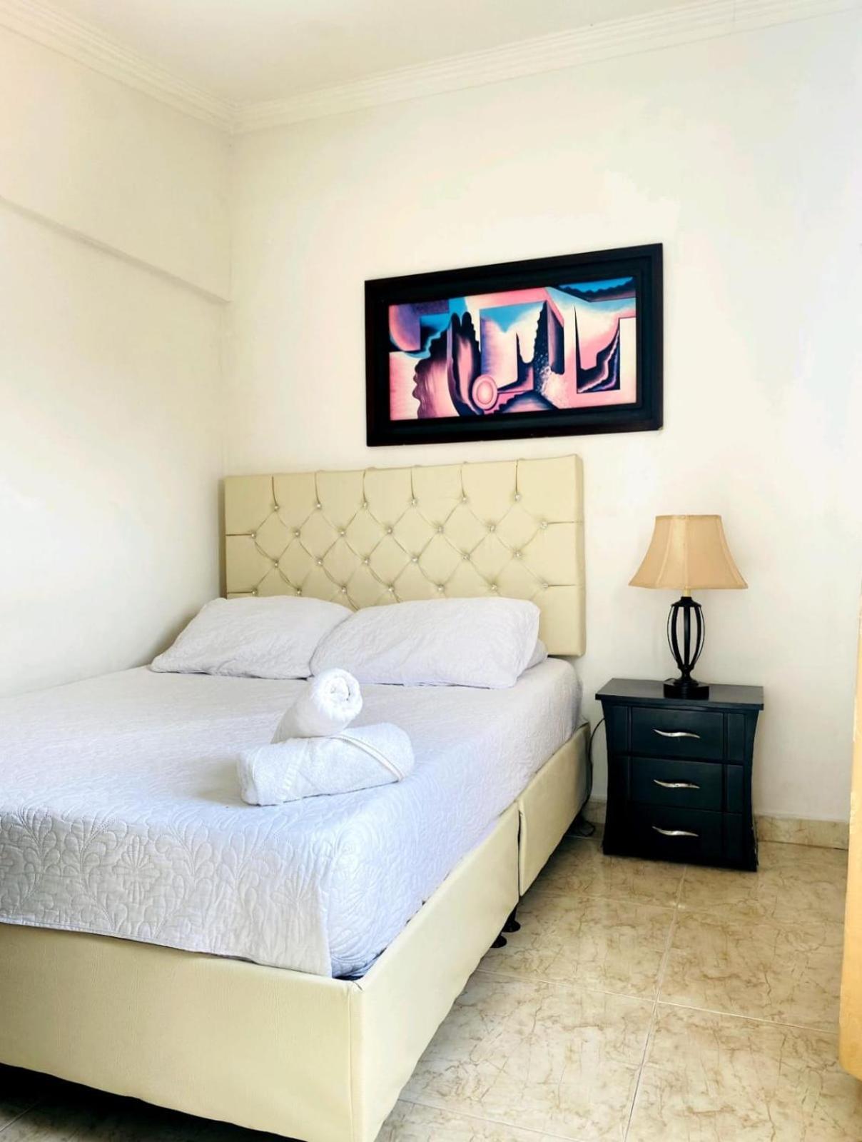 Hotel West California Puerto Espejo Екстериор снимка