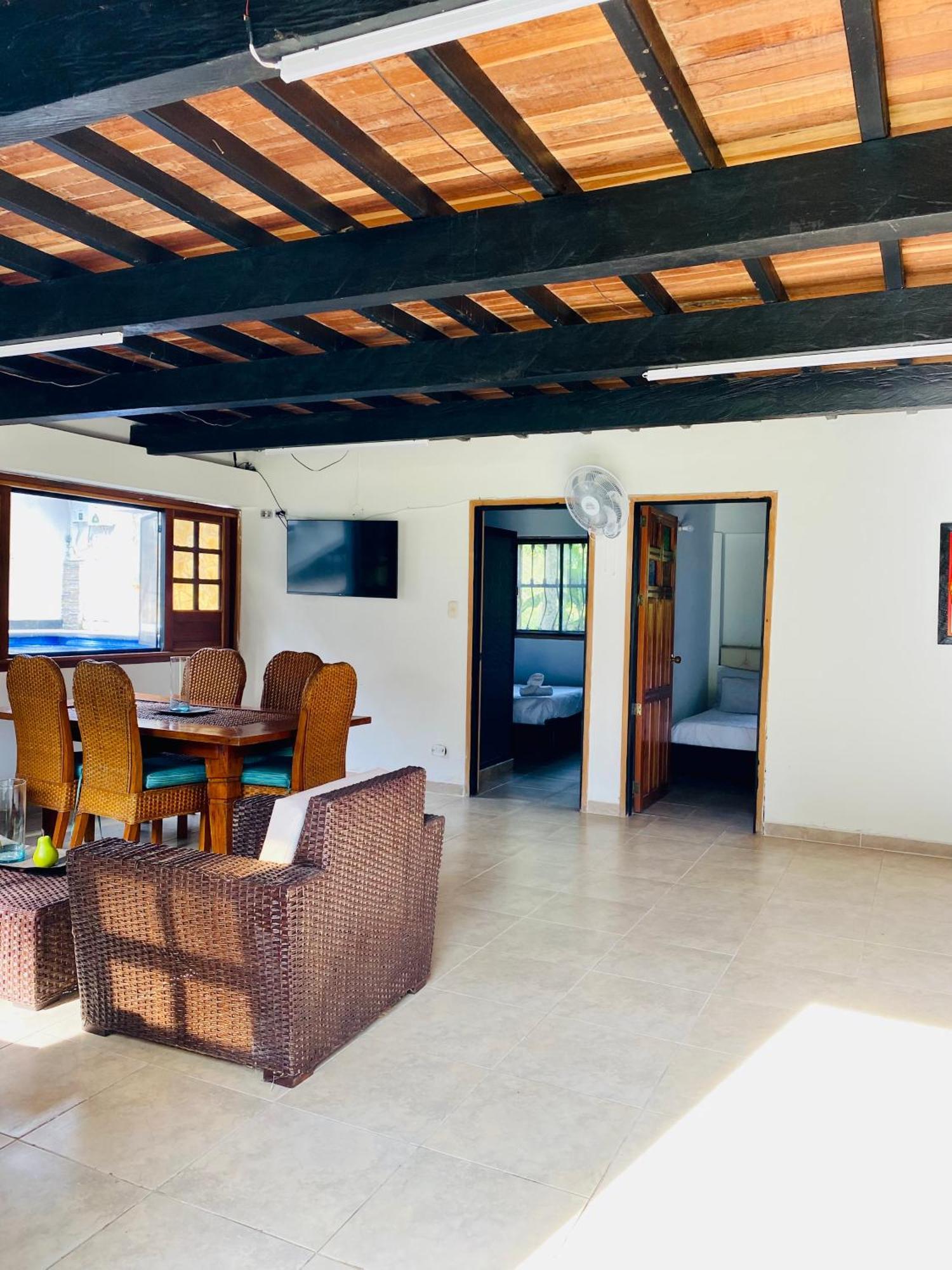 Hotel West California Puerto Espejo Екстериор снимка