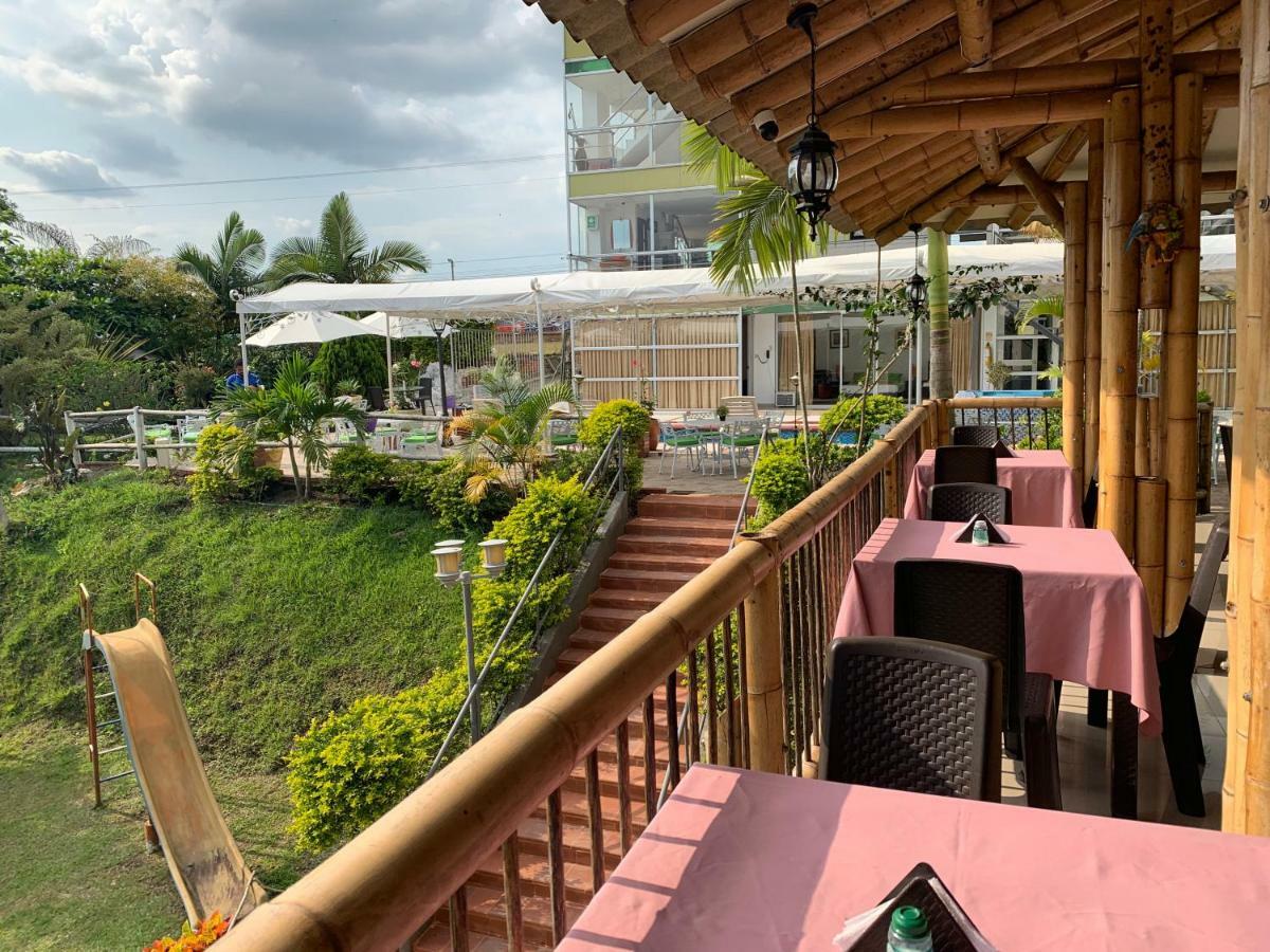Hotel West California Puerto Espejo Екстериор снимка